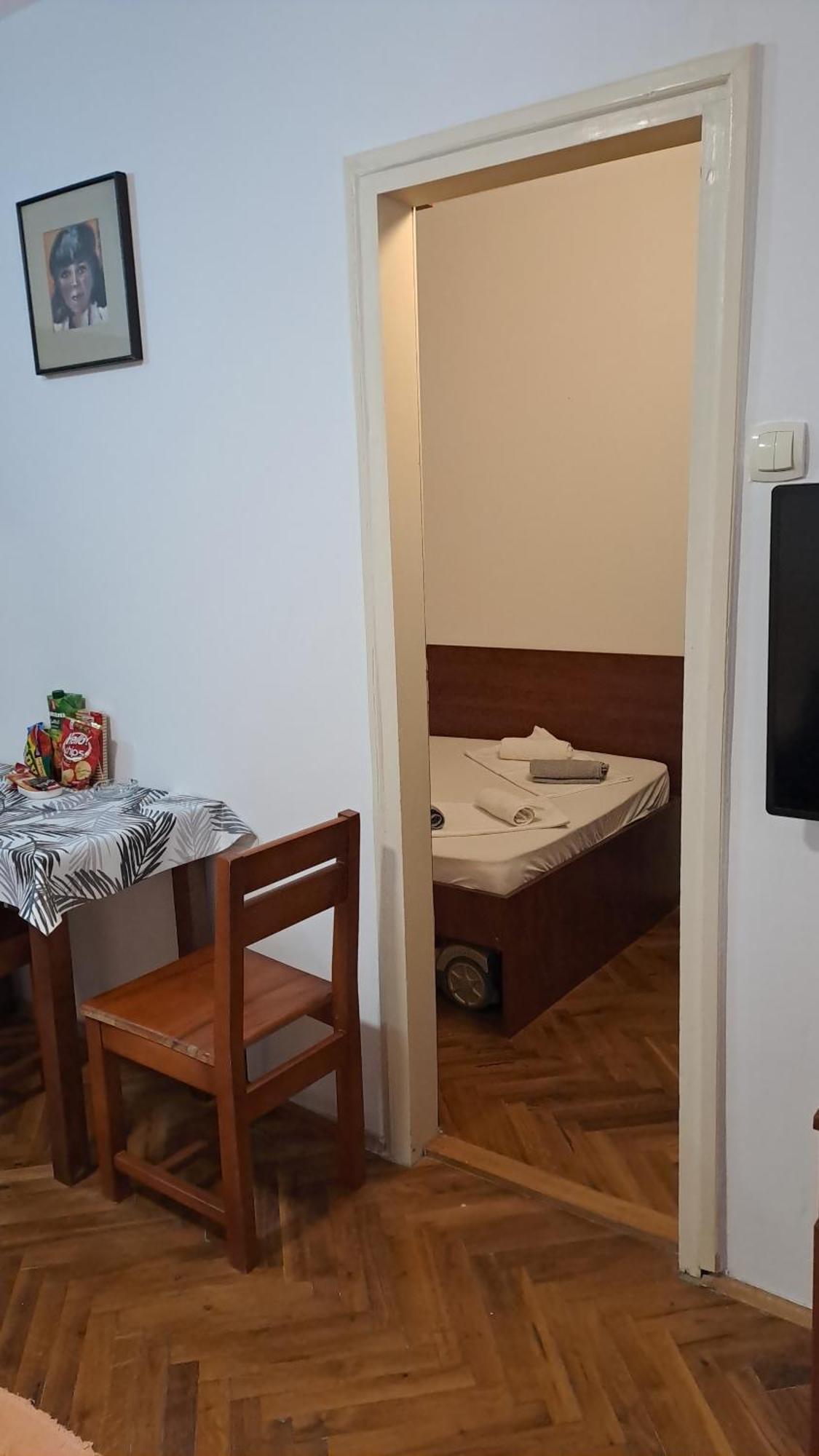 Vesna 1 Apartment *